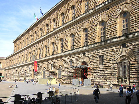 Palazzo Pitti von außen Fotos